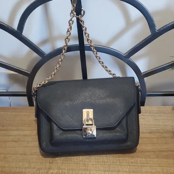 Henri Bendel Black Crossbody Bag with Gold Chain - Picture 1 of 14